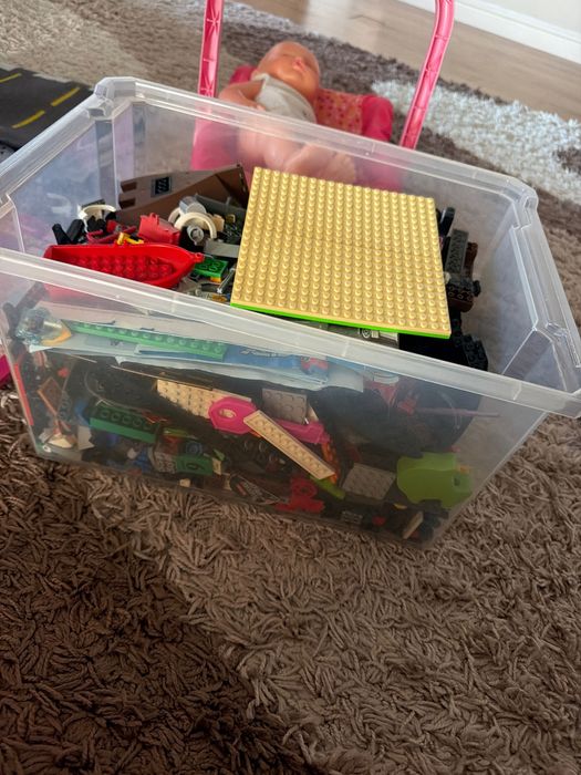 Отдам даром детские игрушки