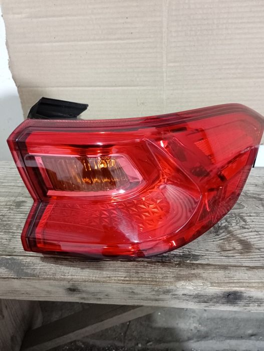 Фары задние Хавал М6