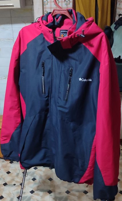 Продам куртки все по 15к