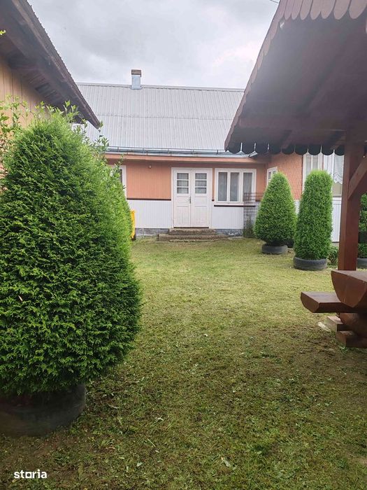 Oază de liniște și tradiție-Casa de vanzare