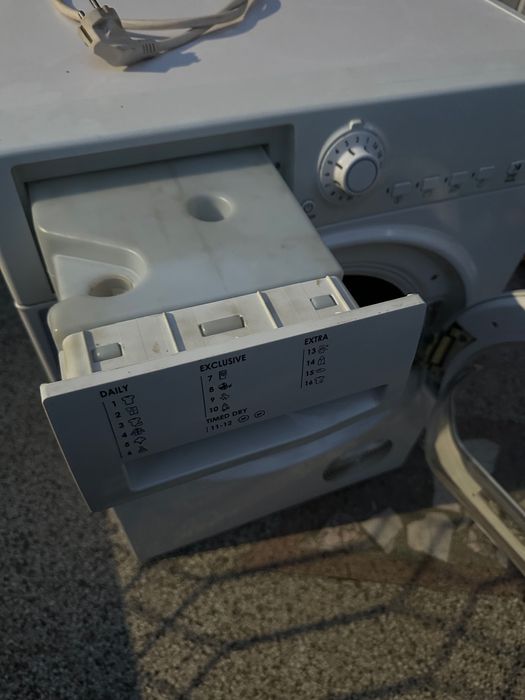 Сушилня Hotpoint 8 кг