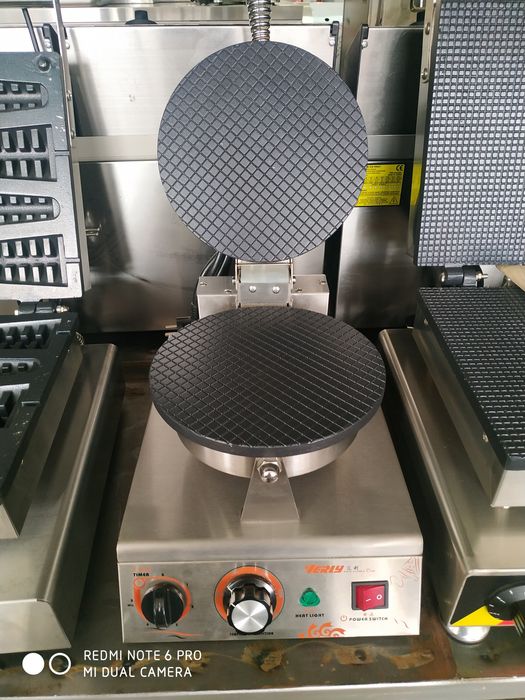 Вафельница для рожков