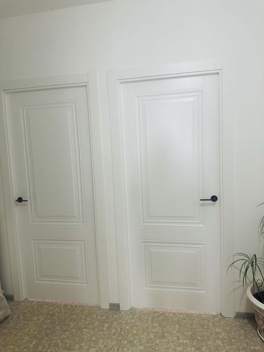 Продам двери белые