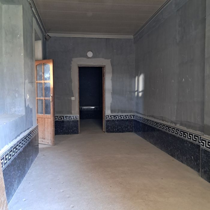 Тош. обл Зангиота туманида 12 сотихли  участка сотилади