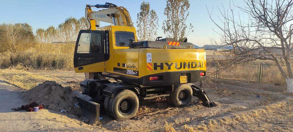 Экскаватор Hyundai 2000w-7