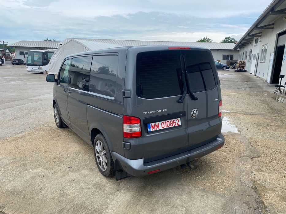 VOLKSWAGEN Transporter 2010 — imagine 4