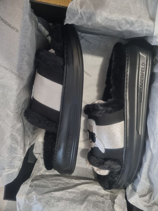 Чехли Karl Lagerfeld