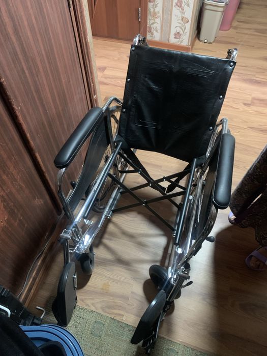 Инвлидное кресло трансформер