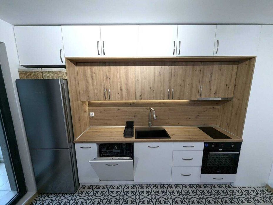 Дава се под наем Двустаен апартамент в София, Зона Б-19 - 65 кв.м за 488.58 € - Снимка #2