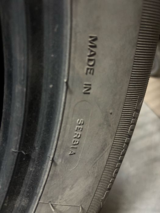Продам шины 215/65 R17