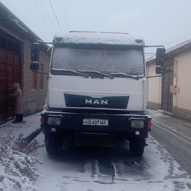 Ман сла  самасвал сотилади