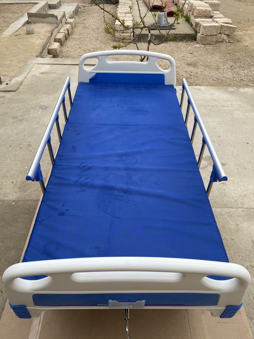 медецинская кровать