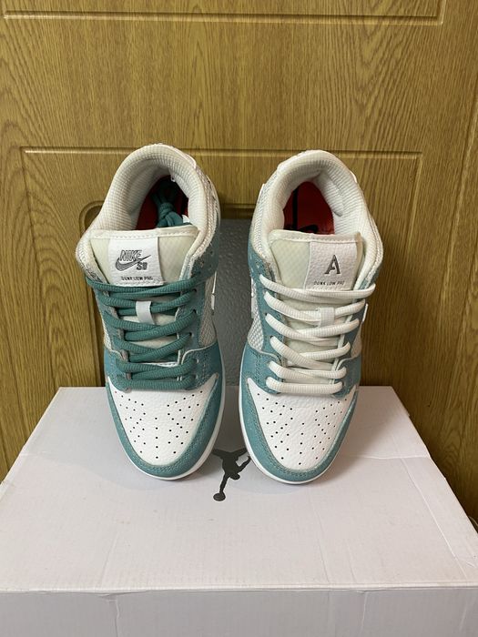 Nike SB Dunk Low April Skateboards