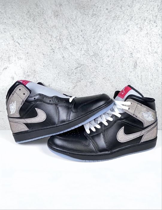 Jordan 1 Mid SE Black Metallic Reimagined