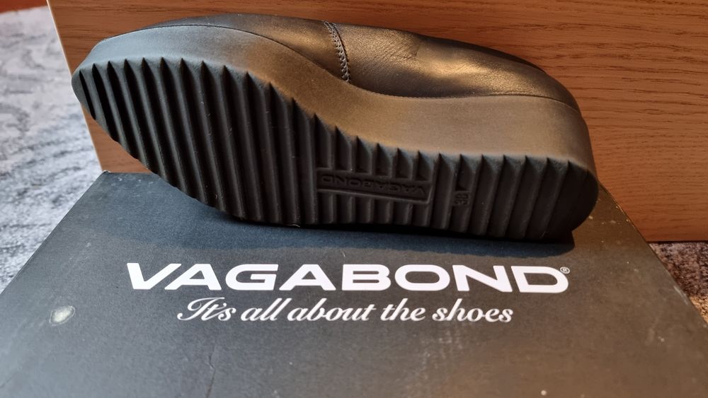 Pantofi mocasini din piele pt. dama VAGABOND FLAX negru marime 38