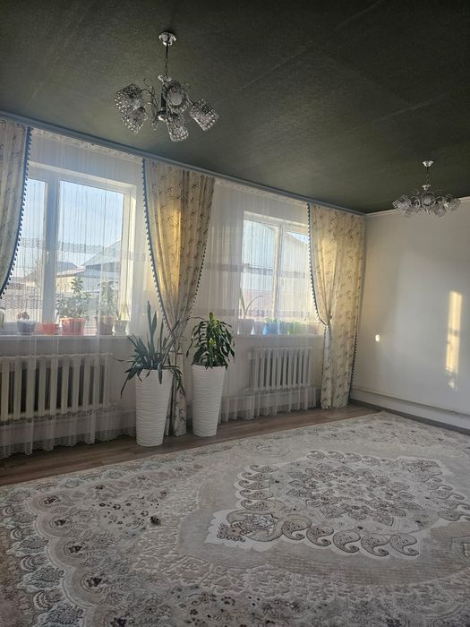 Дом двухэтажный уютный