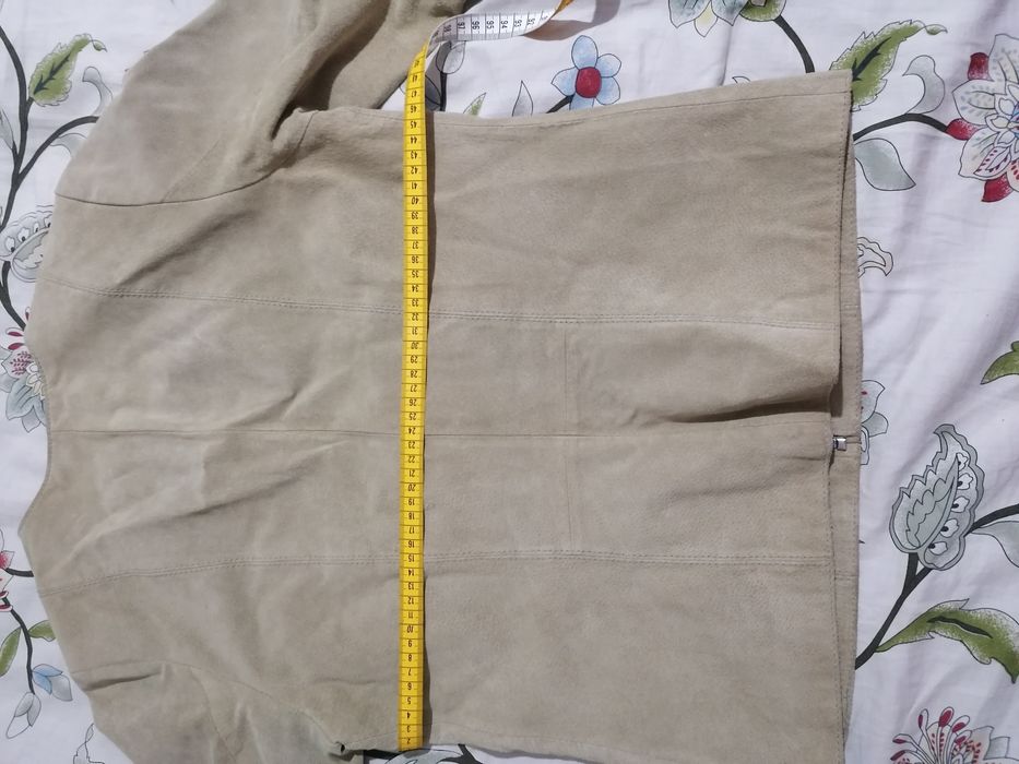 Geaca piele intoarsa