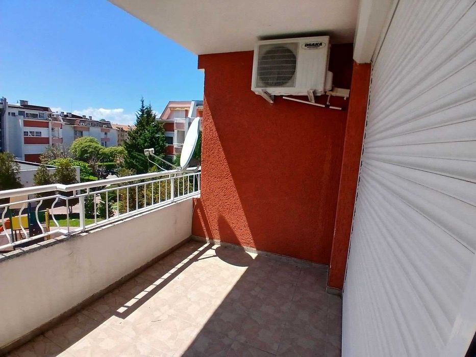 Дава се под наем Едностаен апартамент в к.к. Слънчев бряг - 50 кв.м за 300 € - Снимка #2