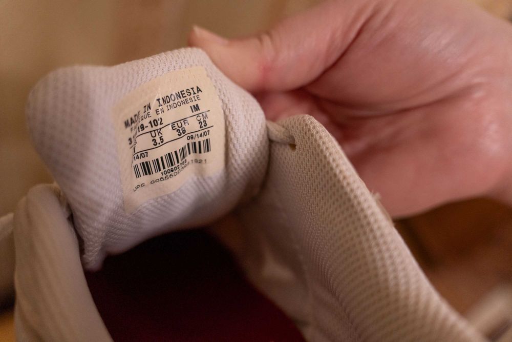 Adidași NIKE RUN (noi, nepurtați) marimea 36