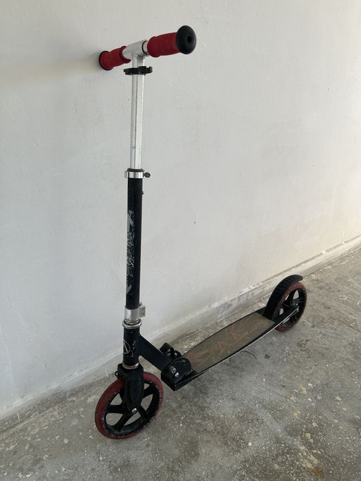 Vand trotinetă Spartan sport X-205,stare impecabila.