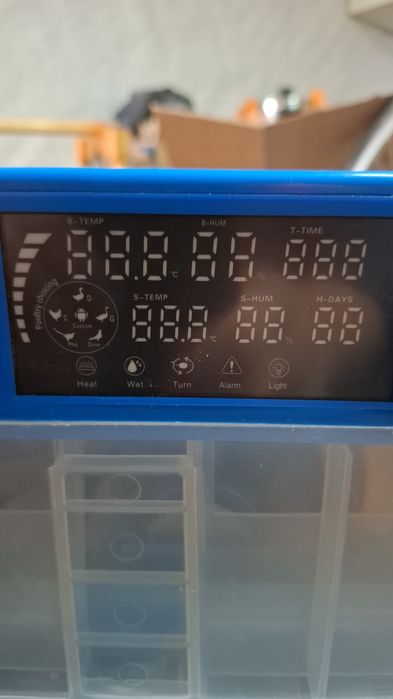 Новый инкубатор для яиц