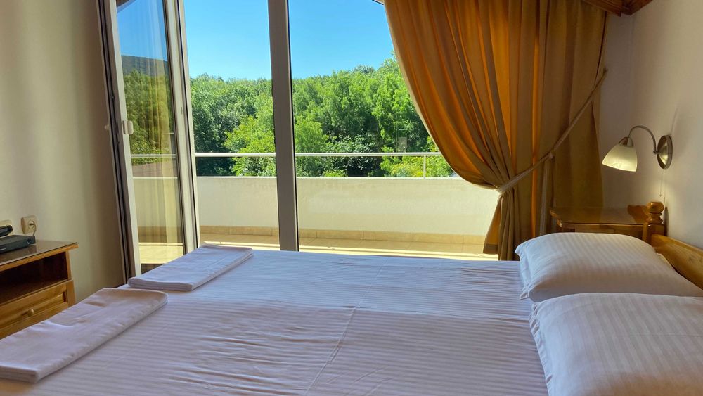 Вила Велика /8 места/ - на 10 плажа, за  10 минутки, до 10 километра