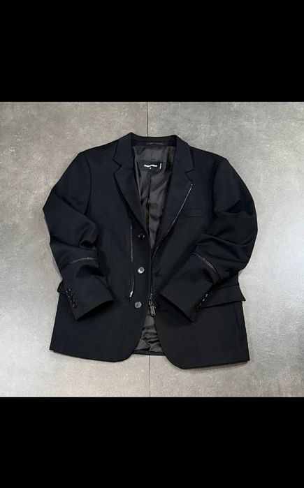 Costum dsquared 2024
