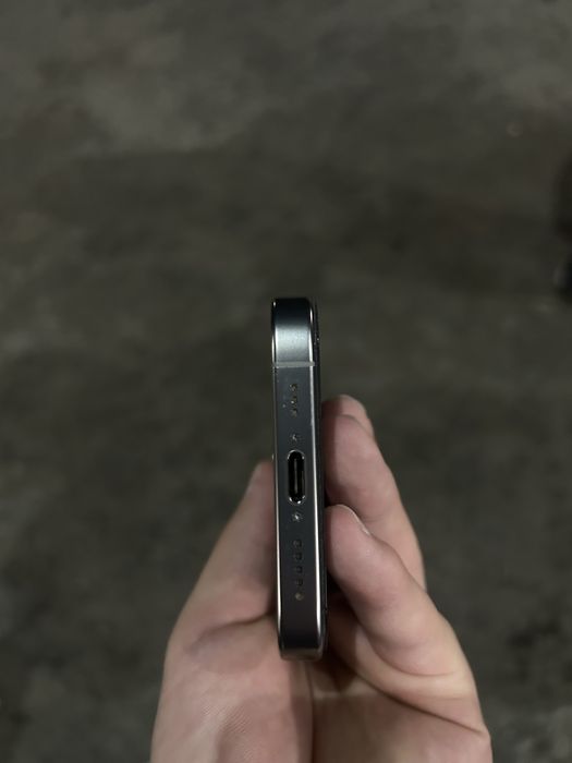 iphone 16 pro продам