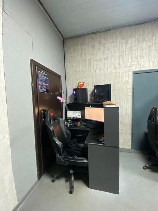 Продам компьютерный клуб