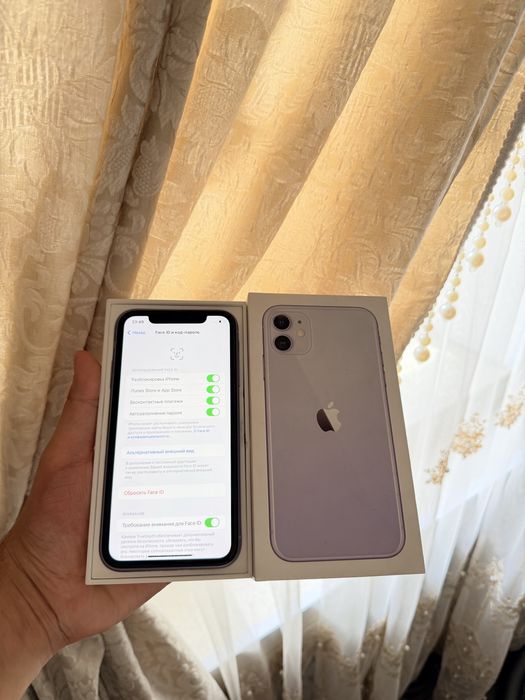 iPhone 11/64Gb - В идеальном состоянии