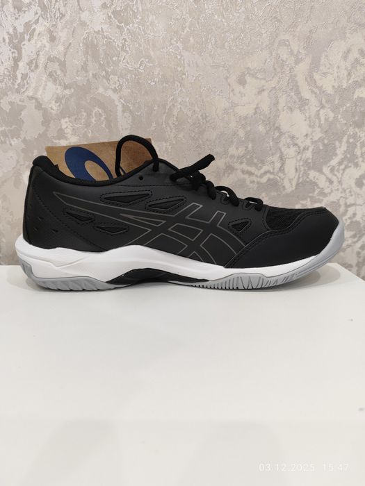 asics  номер 39.5
