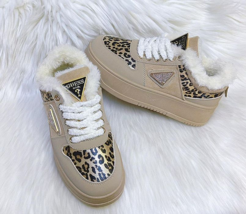 Adidasi imblaniti dama