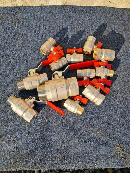 Robineti instalatii sanitare sau termice