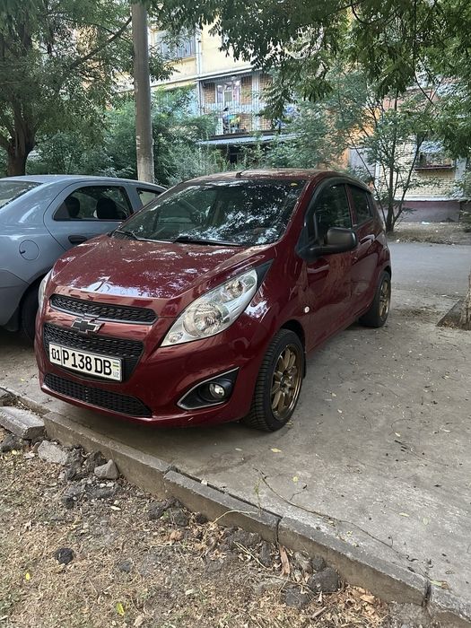 Продаётся автомобиль СПАРК. В отличном состоянии.К.П Механика 
2 позиц