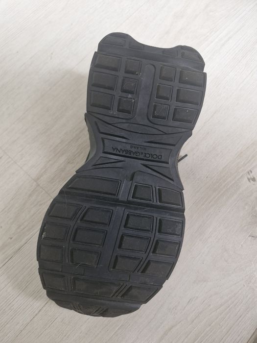 Маратонки  *DOLCE & GABBANA* черно и розово, номер 36