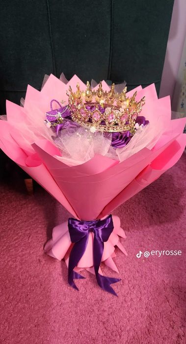 Buchete de trandafiri din satin/sapun