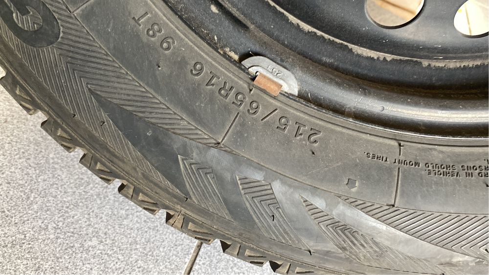 Шины зимние 215.65.R16