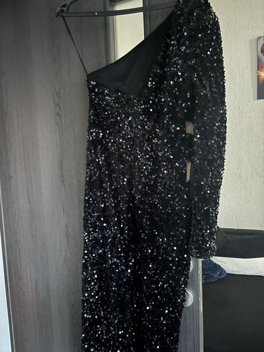 Rochie eleganta.
