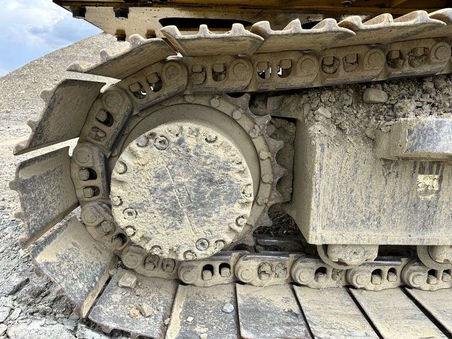 Excavator Komatsu PC190LC-8 – 2015
