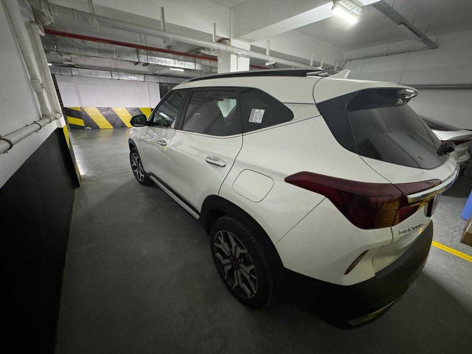 Киа Seltos Premium