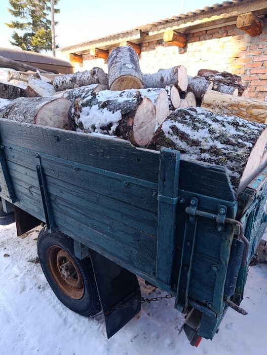 Дрова колотые чурками.