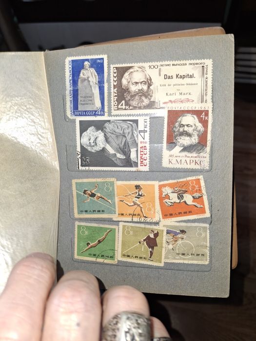 Коллекции марок и монет