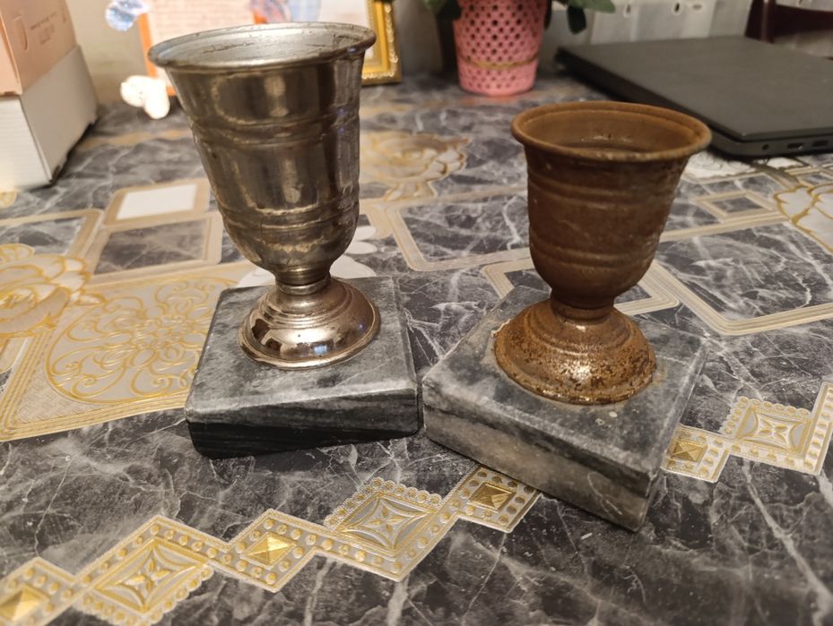 Канцелярский стакан на мраморе,старинный