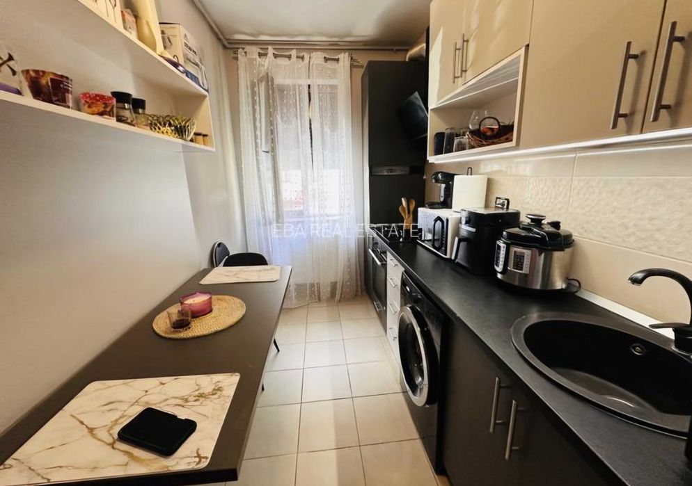 Apartament 2CAMERE de vanzare (proprietar)