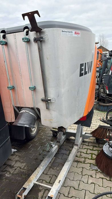 Maturatoare Hako Citymaster 1200 si Citymastre 1600 cu sararita