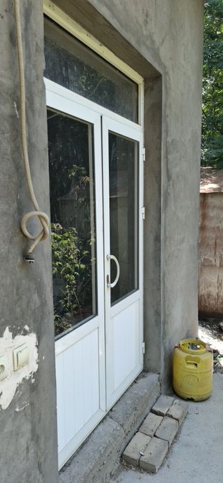 Продается участка 10 соток с 1 комнатами в Кибрае на Лимонария