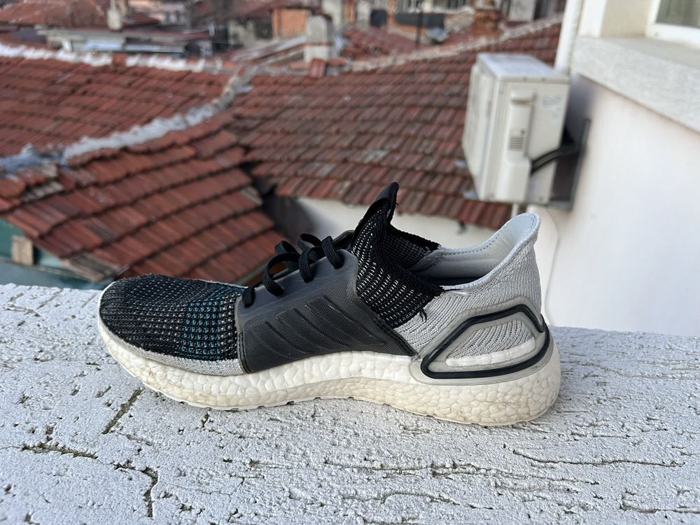 Adidas UltraBoost 19 42 2 3 . OLX.bg