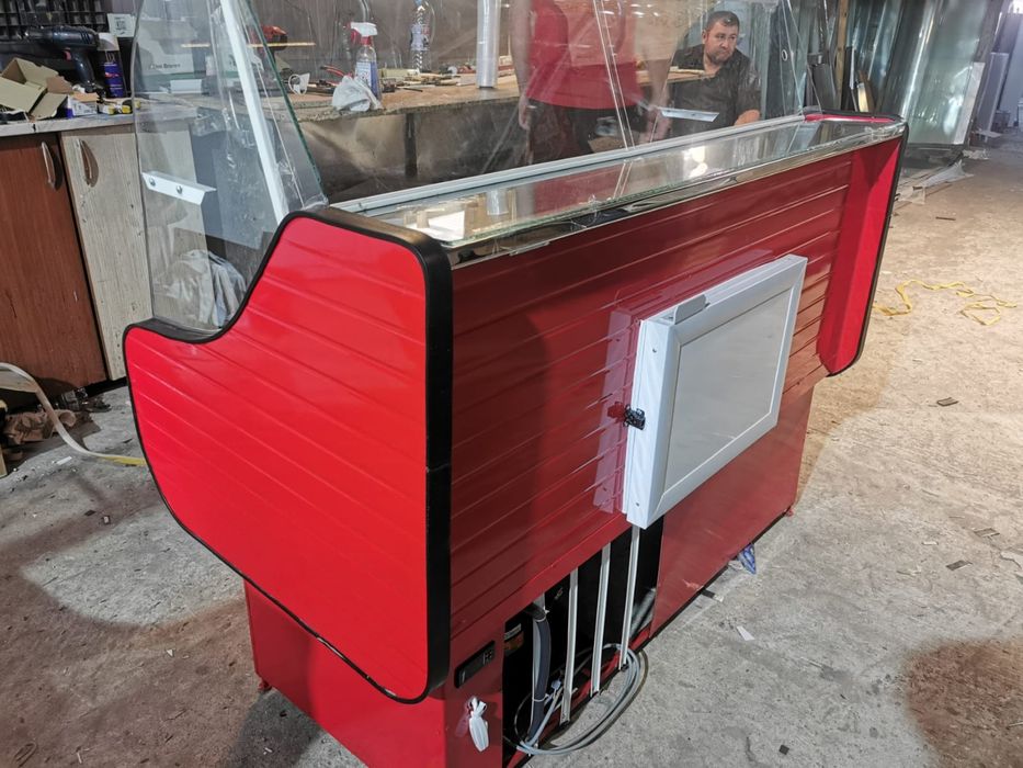 Vitrina frigorifica 140cm lungime 70cm latime / produs custom