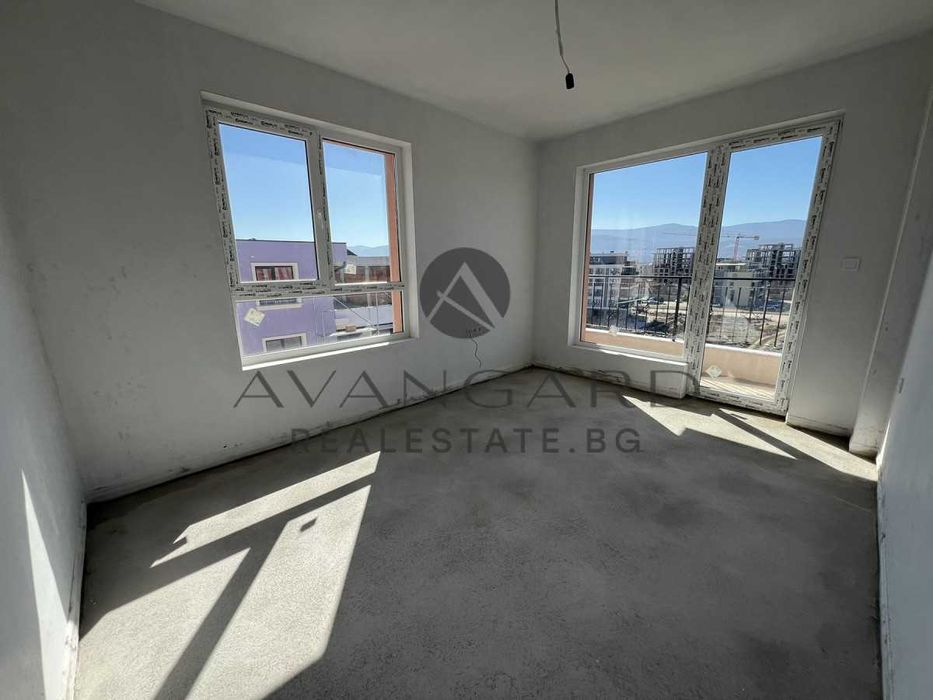 Продава се Двустаен апартамент в Пловдив, Коматевски възел - 90 кв.м за 1077 €/кв.м - Снимка #2