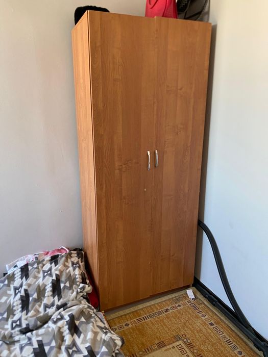 Продам шкаф двух дверный
